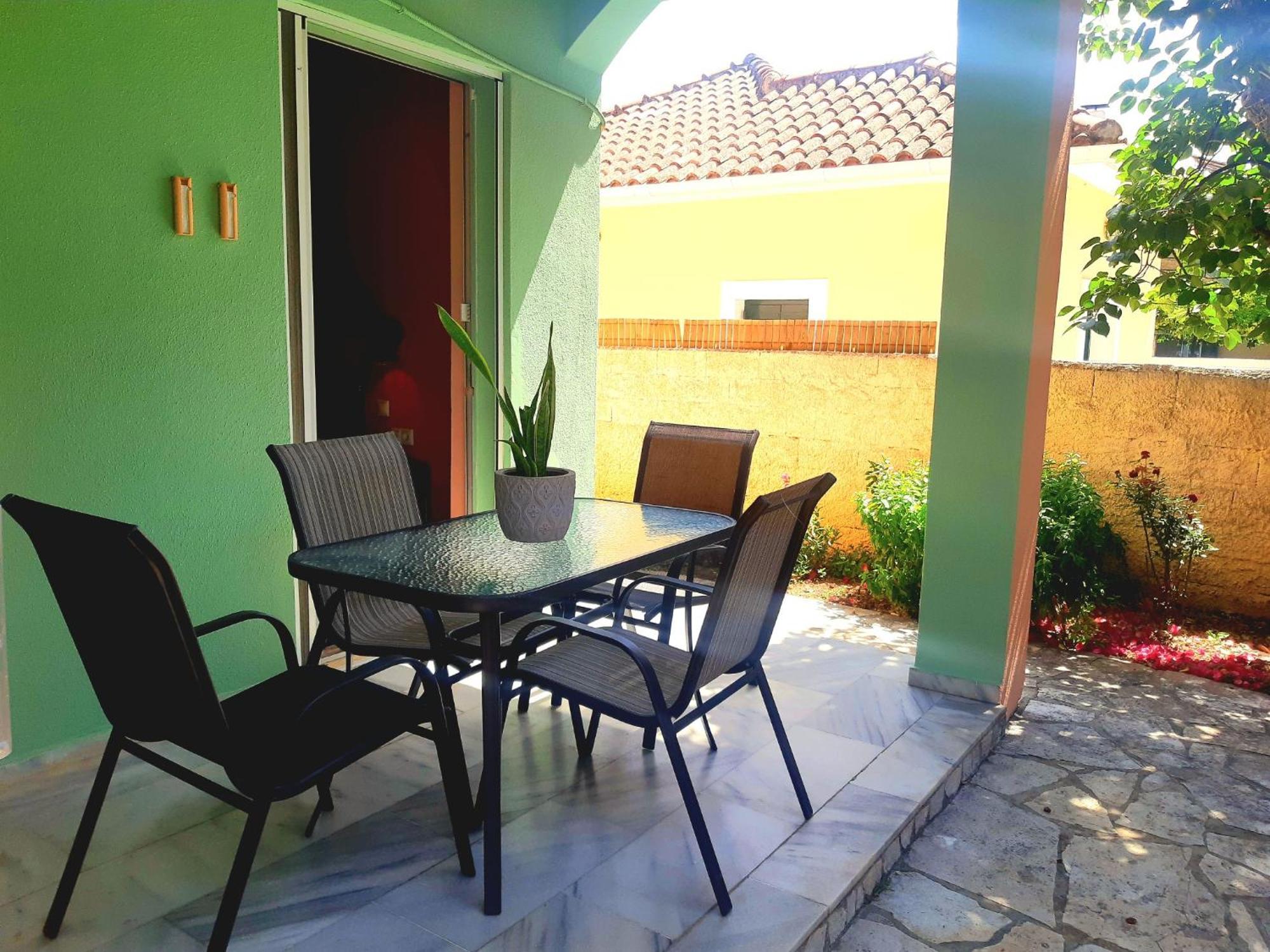 Stamoulis Apartments Agia Efimia Exteriör bild