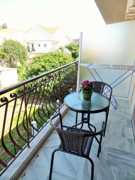 Stamoulis Apartments Agia Efimia Exteriör bild
