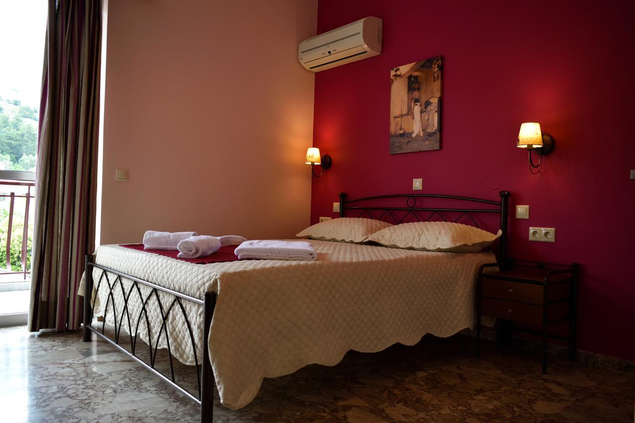 Stamoulis Apartments Agia Efimia Exteriör bild