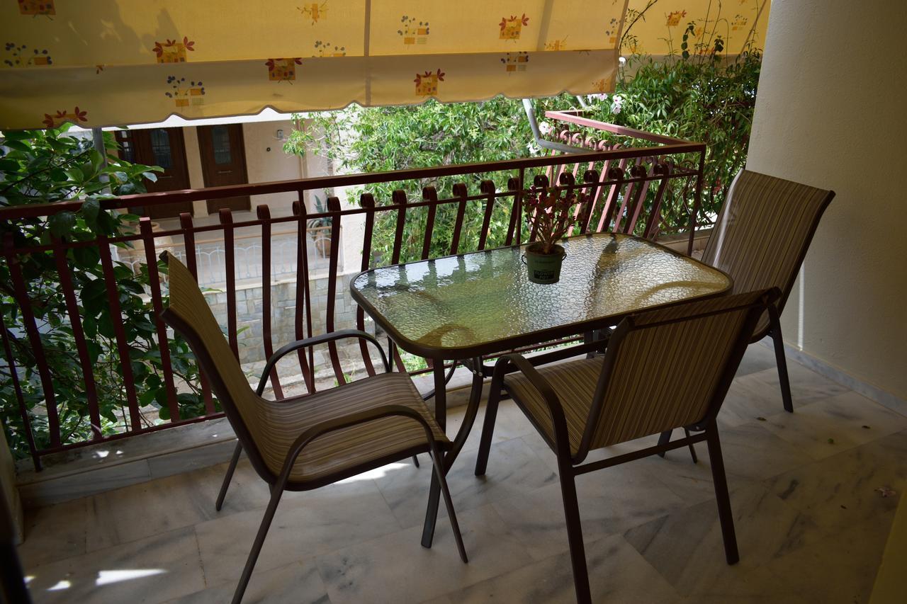 Stamoulis Apartments Agia Efimia Exteriör bild