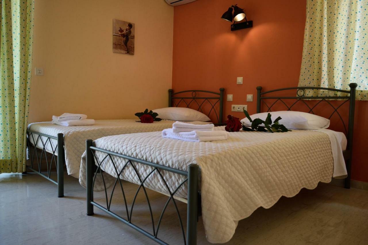 Stamoulis Apartments Agia Efimia Exteriör bild